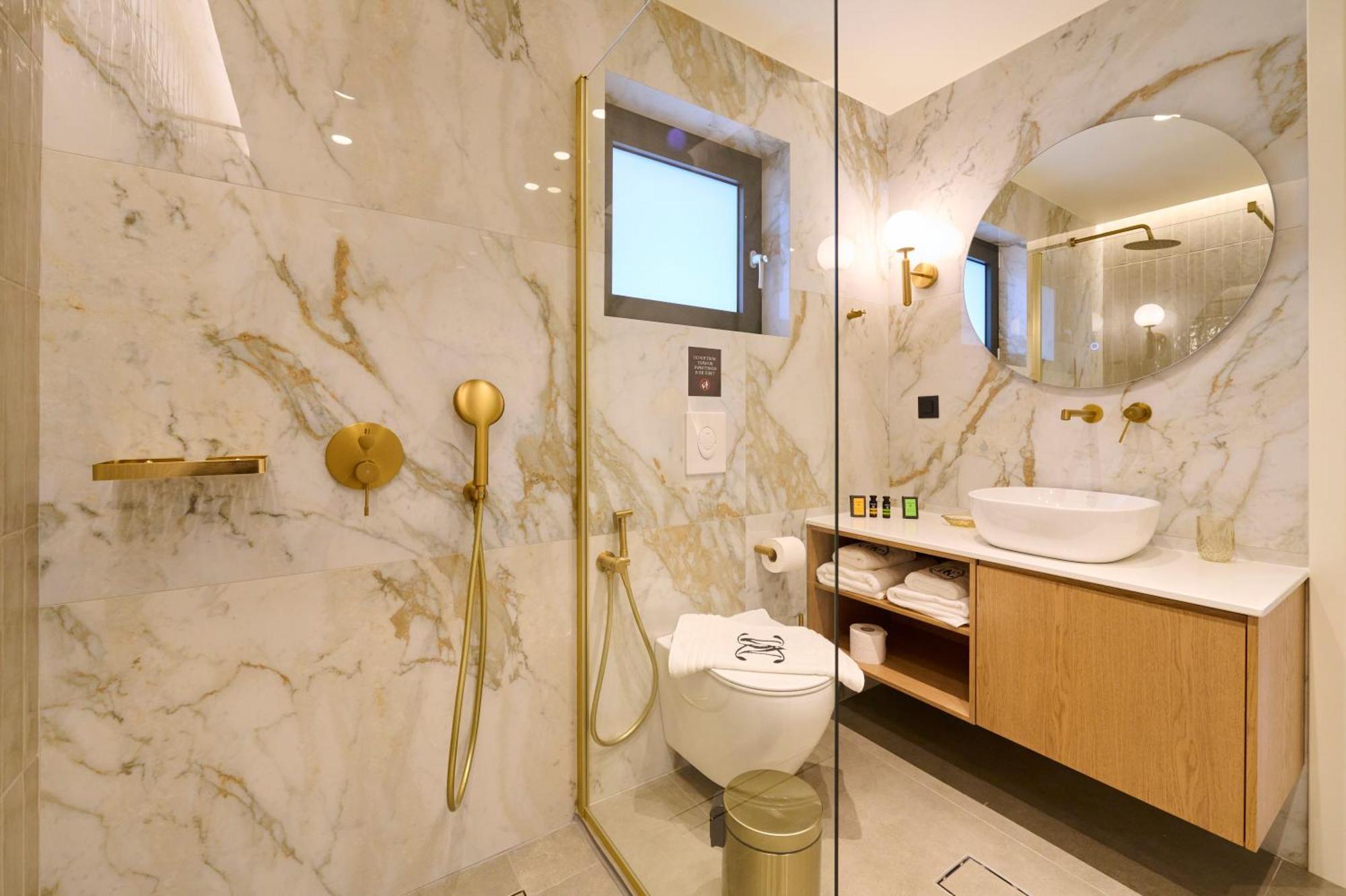 Monarco Executive Rooms Rhodes City المظهر الخارجي الصورة